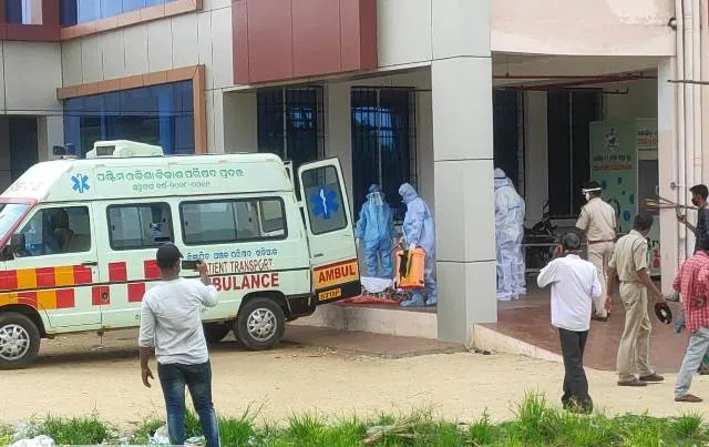 ଖଡ଼ିଆଳ : କୋଭିଡ ବ୍ୟକ୍ତିଙ୍କ ଶେଷ କୃତ୍ୟ ସଂପର୍ଣ୍ଣ