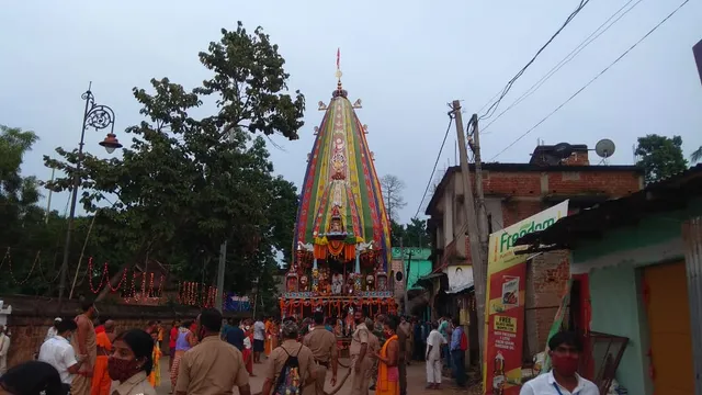 ଭିଡିଓରେ ଦେଖନ୍ତୁ କୋଭିଡ-୧୯ କଟକଣା ସହିତ ଯାଜପୁରରେ ମା’ ବିରଜାଙ୍କ ରଥଯାତ୍ରା