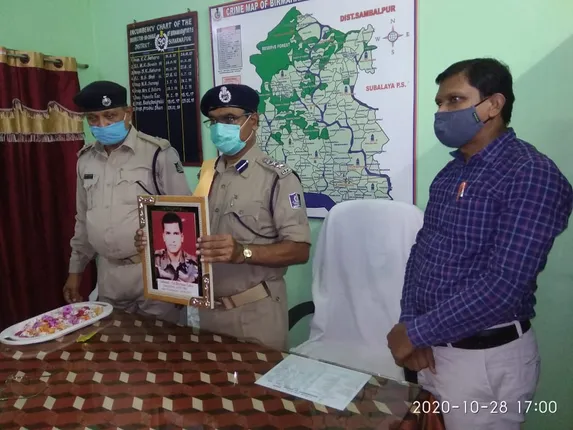 ବୀରମହାରାଜପୁର ଆଦର୍ଶ ଥାନାରେ ଦୁଇ ବୀର ସହିଦଙ୍କ ଫଟୋଚିତ୍ର ଉନ୍ମୋଚିତ