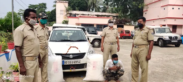 କାର୍‌ ସହ ୪୭ କେଜି ଗଞ୍ଜେଇ ଜବତ, ଜଣେ ଗିରଫ