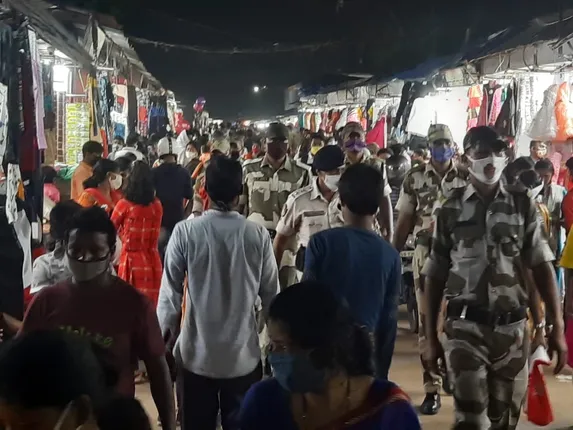 ପୂଜାରେ ଅମାନିଆ : ଭୁବନେଶ୍ବର ମାର୍କେଟ ବିଲ୍ଡିଂ ସମେତ ବିଭିନ୍ନ ସ୍ଥାନରେ ଚଢ଼ାଉ, ଦୁଇ ଦୋକାନ ସିଲ୍