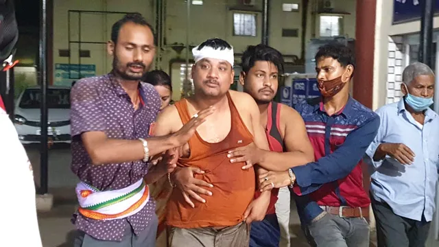 ଯାଜପୁରରେ ସୁନା ଦୋକାନୀଙ୍କୁ ଆକ୍ରମଣ, ଅଳଙ୍କାର ଓ ସ୍କୁଟି ଲୁଟ୍‌ ଅଭିଯୋଗ