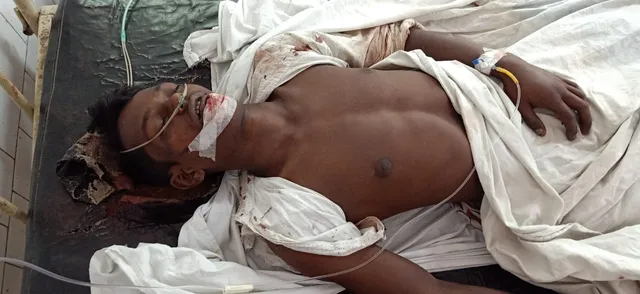 ଛାତ ଉପରେ ଶୋଇଥିବା ବେଳେ ଦୁଇ ସାଙ୍ଗଙ୍କୁ ଆକ୍ରମଣ; ଜଣେ ମୃତ ଓ ଜଣେ ଗୁରୁତର