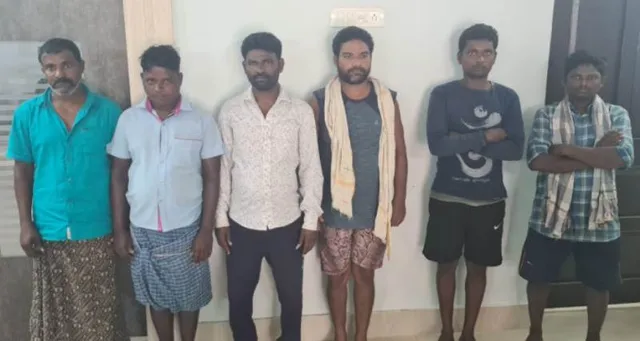 ପୁଲିସର ଚଢ଼ାଉ:୨୦୦ ଲିଟର ମଦ ଜବତ, ୬ ଗିରଫ