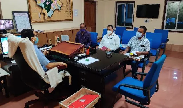 ଦେଓ ଜଳ ସେଚନ ପ୍ରକଳ୍ପର ଅଗ୍ରଗତିକୁ ନେଇ ଜିଲ୍ଲାପାଳଙ୍କ ସମୀକ୍ଷା