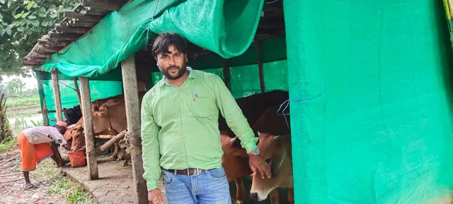 ବେକାର ଯୁବକଙ୍କୁ ରୋଜଗାରର ବାଟ ଦେଖାଉଛନ୍ତି ପ୍ରିୟବ୍ରତ, ଗୋପାଳନ କରିବାକୁ ପ୍ରବର୍ତ୍ତାଉଛନ୍ତି