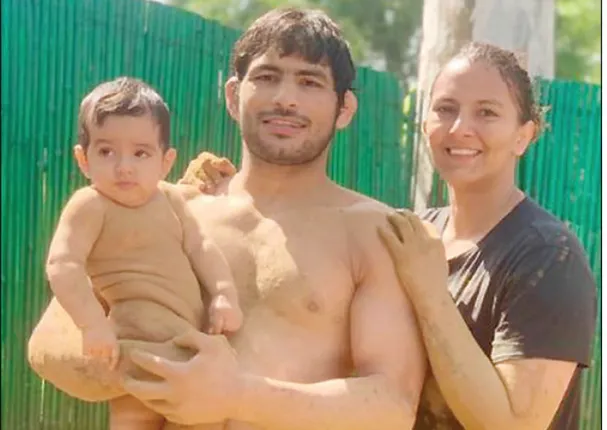 କୁସ୍ତି ଆଖଡ଼ାରେ ପଦାର୍ପଣ କଲା ଗୀତାଙ୍କ ପୁଅ ଅର୍ଜୁନ