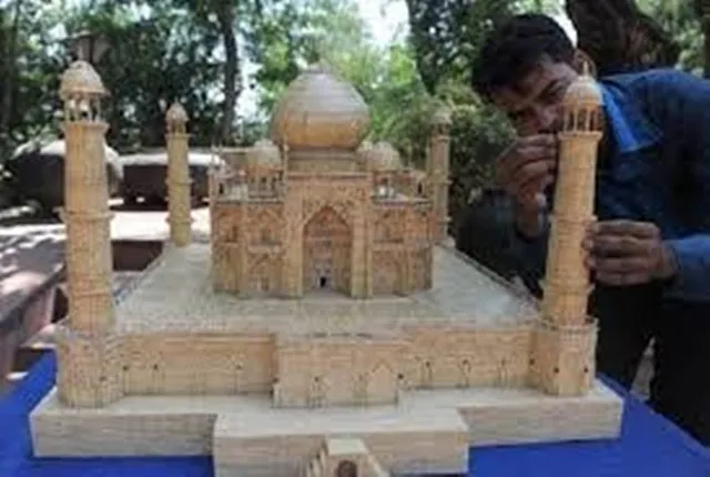 ତିନିଲକ୍ଷ ମାଚିସ କାଠିରେ ଯୁବକ ତାଜମହଲ ତିଆରି କରି କହିଲେ ଏଭଳି କଥା