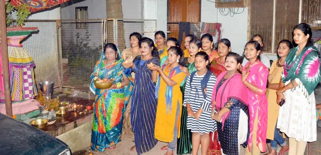 କଟକରେ କୁମାରୀ ଓ ନବବିବାହିତାଙ୍କ କୁମାର ପୂର୍ଣ୍ଣିମା ପୂଜା।