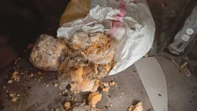 ଅମ୍ଫାନ ରିଲିଫ୍‌ ଖତ ଖାଇବା ଘଟଣା : କେବଳ ରିଲିଫ୍‌ ଚୁଡ଼ା-ଗୁଡ଼ ନୁହେଁ; ବିସ୍କୁଟ୍‌ ବି ବାଣ୍ଟି ନାହାନ୍ତି