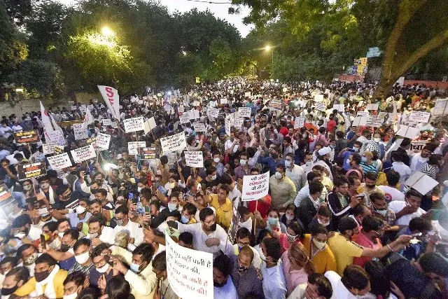 ହାଥରସ୍‌ ଗଣଦୁଷ୍କର୍ମ ଓ ହତ୍ୟା ମାମଲା : ଯନ୍ତର ମନ୍ତରରେ ବିକ୍ଷୋଭ