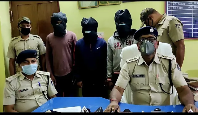 ବିଶ୍ବାସରେ ବିଷ: ନିଜ କର୍ମଚାରୀଙ୍କ ଜରିଆରେ କାଜୁ ମିଲ୍ ମାଲିକ ସାଢ଼େ ୨ଲକ୍ଷ ଟଙ୍କାର ଲୁଟ୍ ଲୁଟର ଶିକାର