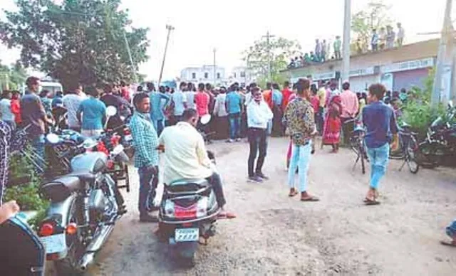 ଛତର ପାଇଁ କଟକଣା, ଲାଖମରା ବେଳେ ନିୟମକୁ ଫୁ