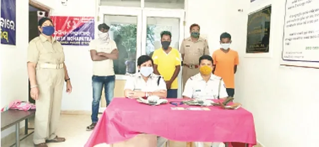 ସାଙ୍ଗର ଏଟିଏମ୍ ଚୋରି କରି ଲକ୍ଷାଧିକ ଲୁଟ୍ : ୩ ଯୁବକ ଗିରଫ, ୮୦ ହଜାର ଟଙ୍କା ଓ ମୋବାଇଲ ଜବତ