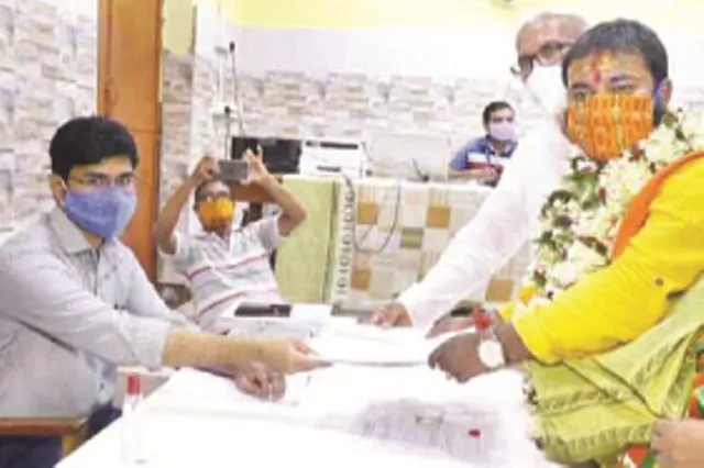 ବାଲେଶ୍ୱର ସଦର ଉପନିର୍ବାଚନ : ବିଜେପିରୁ ପ୍ରାର୍ଥୀପତ୍ର ଦାଖଲ କଲେ ମାନସ ଦତ୍ତ