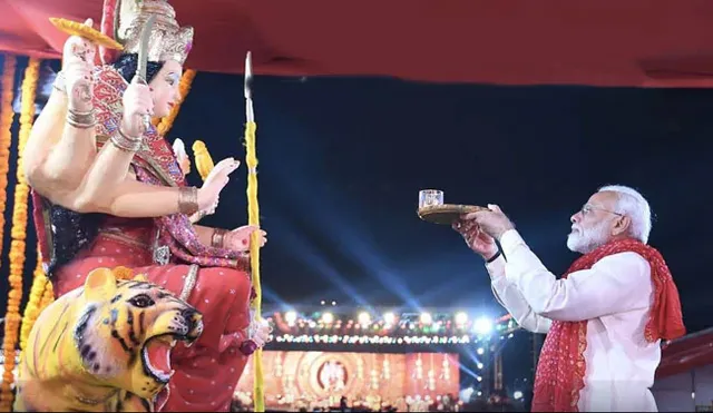 ଭିଡିଓ କନ୍‌ଫରେନ୍ସ ଜରିଆରେ ପ୍ରଧାନମନ୍ତ୍ରୀଙ୍କ ପୂଜା ଉଦ୍‌ଘାଟନ : ଆତ୍ମନିର୍ଭର ଭାରତରୁ ସୋନାର ବାଂଲା ସଂକଳ୍ପ ପୂରଣ ପାଇଁ ଆହ୍ବାନ