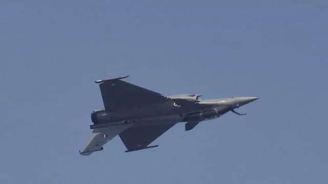 ଅଧିକ ଲଢୁଆ ବିମାନ ସାମିଲ୍ ପାଇଁ ଯୋଜନା ଥିବାରୁ ରାଫେଲ୍ ପ୍ରକଳ୍ପ ସମୀକ୍ଷା ନିମନ୍ତେ ଫ୍ରାନ୍‌ସ୍‌ରେ ଭାରତୀୟ ବାୟୁସେନା ଟିମ୍