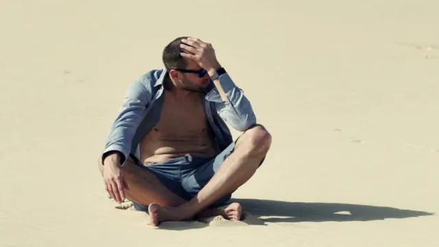 କରଜ ଟଙ୍କା ଶୁଝିନପାରି ବେକରେ ରଶିବାନ୍ଧି ଯୁବକଙ୍କ ଆତ୍ମହତ୍ୟା ଉଦ୍ୟମ