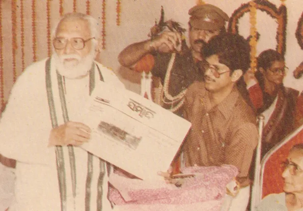 ସଇଁତିରିଶ ବର୍ଷରେ ‘ସମ୍ବାଦ’: ଏକ ଆସକ୍ତ ଆଲୋଚନା