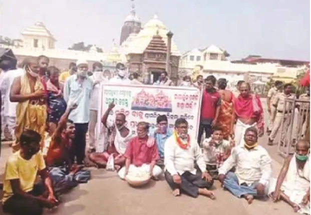 ଶ୍ରୀମନ୍ଦିର ଖୋଲିବା ଦାବିରେ ଦୀପଦାନ