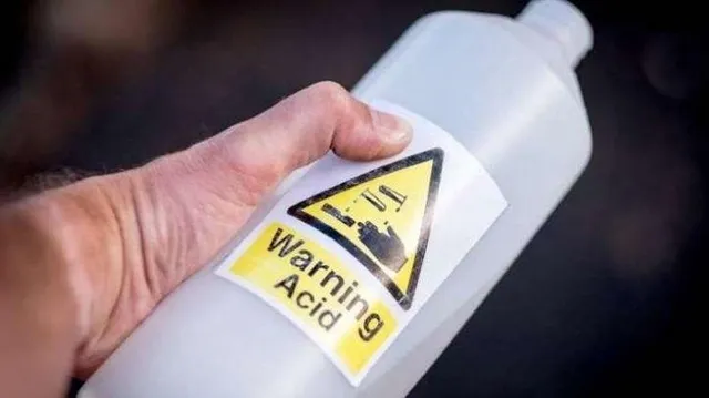 ସାମାନ୍ୟ ବଚସାରୁ ଏସିଡ ମାଡ଼: ୧ ଗୁରୁତର, ୩ ଆହତ