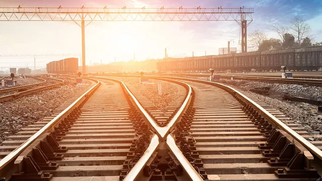 ରେଳ ଲାଇନରୁ ଯୁବକଙ୍କ ଖଣ୍ଡ ବିଖଣ୍ଡିତ ମୃତ ଦେହ ଉଦ୍ଧାର, ପ୍ରେମସଂପର୍କରୁ ହତ୍ୟା ଅଭିଯୋଗ