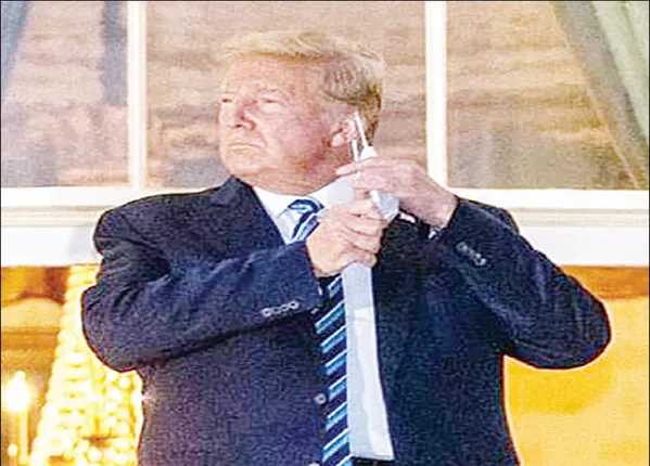 ଡାକ୍ତରଙ୍କ କଥା ମାନିଲେନି ଟ୍ରମ୍ପ୍‌: ୭ଦିନ ପୂର୍ବରୁ ହସ୍ପିଟାଲ ଛାଡ଼ି ପଳାଇଲେ