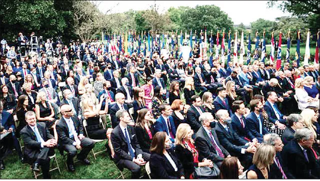 ହ୍ବାଇଟ୍‌ ହାଉସ୍‌ରେ ‘କୋଭିଡ୍‌ ସୁପର୍‌ସ୍ପ୍ରେଡର’ କାର୍ଯ୍ୟକ୍ରମ!