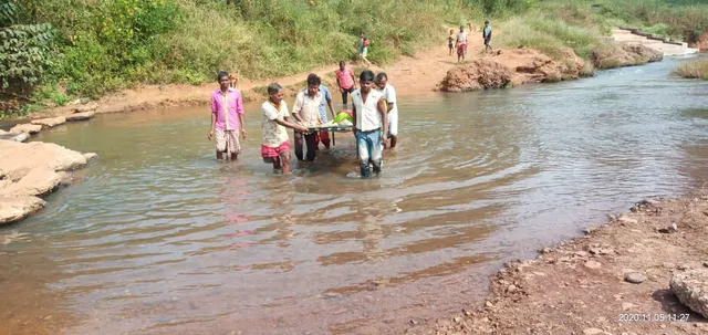 ଖଟିଆରେ ରୋଗୀଣା ବୃଦ୍ଧାଙ୍କୁ ନଦୀ ପାର୍‌ ଘଟଣା: ଉପଜିଲ୍ଲାପାଳଙ୍କ ନିର୍ଦ୍ଦେଶରେ ତଦନ୍ତ ଆରମ୍ଭକଲେ ସ୍ବତନ୍ତ୍ର କମିଟି