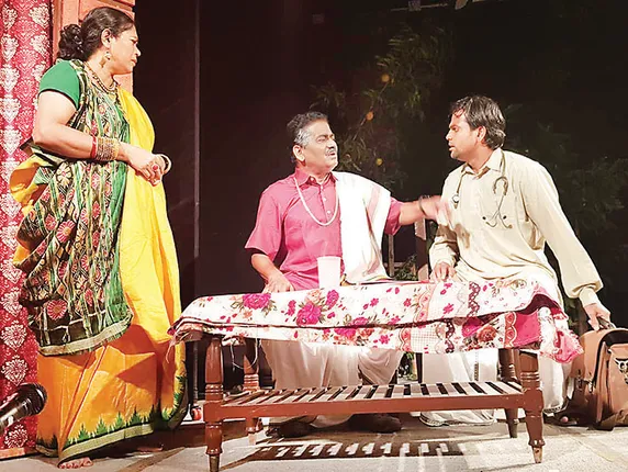 ‌ଆମକୁ ମଞ୍ଚ ଦିଅ, ୮ତାରିଖ ରବୀନ୍ଦ୍ର ମଣ୍ଡପ ସମ୍ମୁଖରେ ଧାରଣା ଦେବେ ନାଟ୍ୟ କଳାକାର