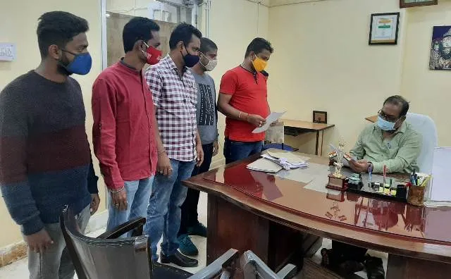 ମୟୂରଭଞ୍ଜରେ ଚାଲିଛି ଲଘୁ ଖଣିଜ ସମ୍ପଦର ବ୍ୟାପକ ଚୋରା କାରବାର, ରୋକାଯିବା ନେଇ ପଦକ୍ଷେପ ନେବାକୁ ଦାବି କଲା ଭଞ୍ଜସେନା