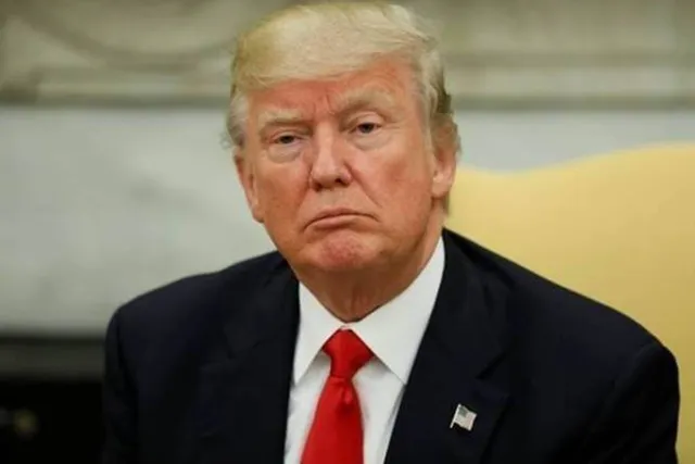 ଟ୍ରମ୍ପ୍‌ଙ୍କୁ ଶକ୍ତ ଝଟ୍‌କା : ମହାଭିଯୋଗ ପ୍ରସ୍ତାବ ଗୃହୀତ