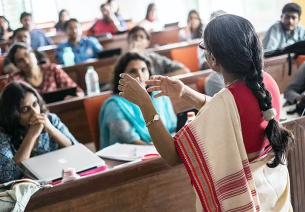 ଶିକ୍ଷାବର୍ଷ ଘୁଞ୍ଚାଯିବ; ହେଲେ ବାତିଲ୍ କଥା ସାରା ଦେଶର ସରକାର ମିଶିକି ବିଚାର କରିବା କଥା : ଉଚ୍ଚଶିକ୍ଷା ସଚିବ