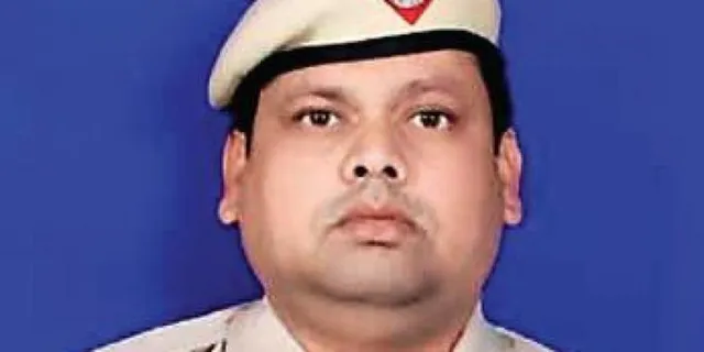 ଦିଲ୍ଲୀ ପୋଲିସର ମହାନତା: ପ୍ଲାଜମା ଦାନ କରି ୩୫୦ କୋଭିଡ୍ ରୋଗୀଙ୍କୁ ଦେଲେ ନୂଆ ଜୀବନ