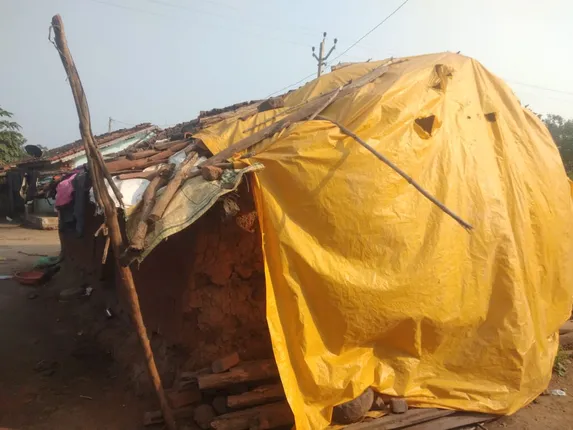 ବିଧାତାର ତାଡ଼ନାରେ ୪ ଅନାଥ ନାବାଳକ ଭାଇଭଉଣୀ, ବାପା-ମା’ ଆରପାରିରେ, ସାହାରା ବୋଲି କେହି ନାହିଁ