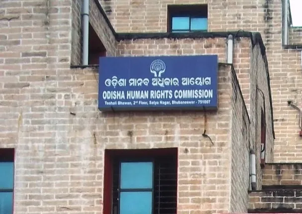 ଆଦିବାସୀଙ୍କ ଜମି, ଫସଲ ଲୁଟ ମାମଲା: ମାନବାଧିକାର କମିସନରେ ଅଭିଯୋଗ