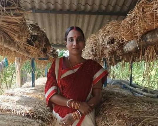 ମୟୂରଭଞ୍ଜର ପ୍ରମୁଖ ଛତୁମଞ୍ଜି ଯୋଗାଣକାରୀ ପଙ୍କଜିନୀ; ମହିଳାମାନଙ୍କୁ ସ୍ବାବଲମ୍ବୀ କରିବାକୁ ଦେଉଛନ୍ତି ମାଗଦର୍ଶନ