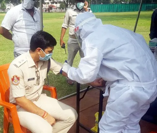 ସିଏମସିରେ ଆରମ୍ଭ ହେଲା ସେରୋ ସର୍ଭେ; ପ୍ରଥମ ଦିନରେ ୬ଶହ ଲୋକ ଦେଲେ ରକ୍ତ ନମୁନା