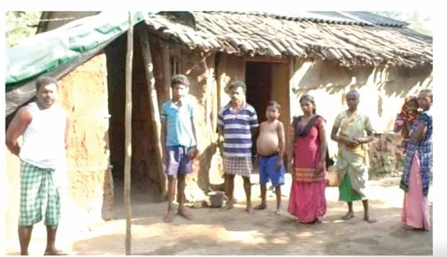 ଅସ୍ବାଭାବିକ ଭାବେ ବଢ଼ୁଛି ପେଟ, ଚିକତ୍ସା ପାଇଁ ଅସମର୍ଥ ବିଧବା ମାଆ