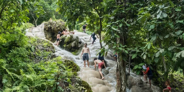 ଅଠାଳିଆ ଜଳପ୍ରପାତ!