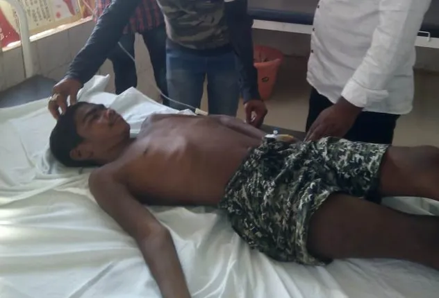 ଚନ୍ଦାହାଣ୍ଡି : ମୂମୁର୍ଷୁ ଅବସ୍ଥାରେ ଅପରିଚିତ ବାଳକ ଉଦ୍ଧାର