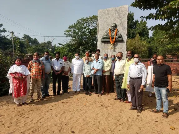 ଶିକ୍ଷ‌କ ନେତା ଓ ସାହିତ୍ୟିକ ଅବନୀ ବରାଳଙ୍କ ୭ମ ଶ୍ରାଦ୍ଧ ଉତ୍ସବ ପାଳନ