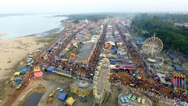 କଟକ ପରେ ଭୁବନେଶ୍ବର ବାଲିଯାତ୍ରା ବନ୍ଦ ହେଲା, ଟୁଇଟ୍ କରି ସୂଚନା ଦେଲା କମିସନରେଟ୍‌ ପୁଲିସ୍‌