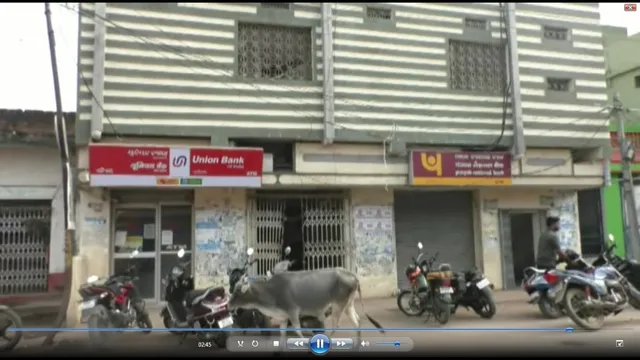 କଂଟାବାଞ୍ଜିରେ  ବ୍ୟାଙ୍କ ବାହାରୁ ଝାମ୍ପି ନେଲେ ୭ ଲକ୍ଷ