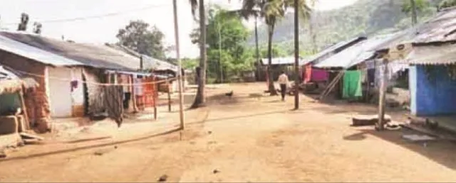 ଚେଇଁ ଶୋଇଛି ଓଡ଼ିଶା, ମାଡ଼ି ଆସୁଛି ପଡ଼ିଶା