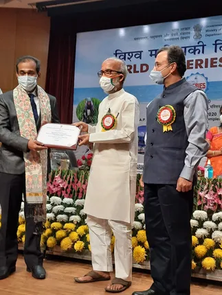 ଜାତୀୟ ସ୍ତରରେ କଳାହାଣ୍ଡି ଶ୍ରେଷ୍ଠ ଆଭ୍ୟନ୍ତରୀଣ ମତ୍ସ୍ୟ ଜିଲ୍ଲା ପୁରସ୍କୃତ, କଳାହାଣ୍ଡି ଜିଲ୍ଲାକୁ ୩ ଲକ୍ଷ ଟଙ୍କା ପ୍ରୋତ୍ସାହନ ରାଶି ପ୍ରଦାନ 