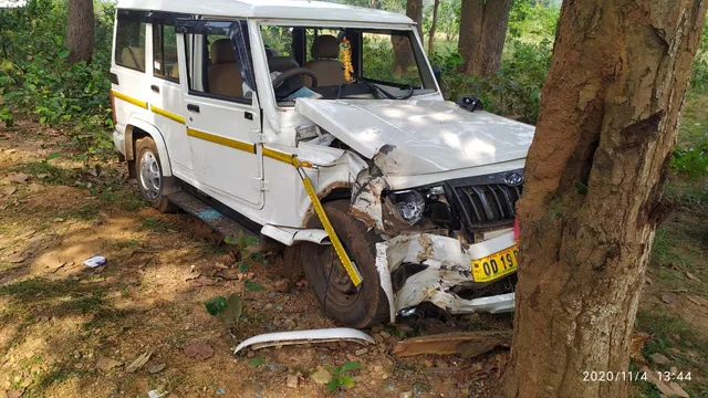 ବନ ବିଭାଗର ଗାଡି ଦୁର୍ଘଟଣାଗ୍ରସ୍ତ, ୭ କର୍ମଚାରୀ ଆହତ