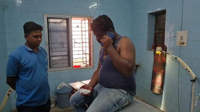 ପଲସର ଆତଙ୍କ: ଫାଇନାନ୍‌ସ କମ୍ପାନି କର୍ମଚାରୀଙ୍କୁ ହାଣି ନେଇଗଲେ ୪୩ ହଜାର ଟଙ୍କା!