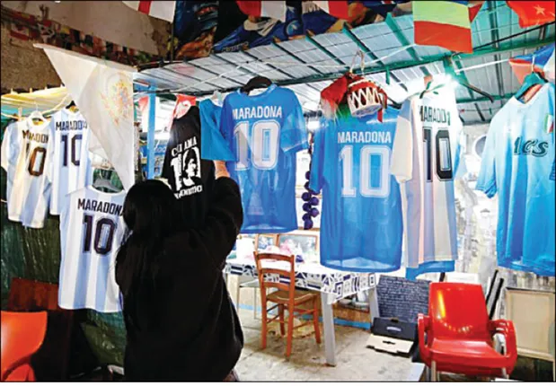 ମାରାଡୋନାଙ୍କ ୧୦ ନଂ ଜର୍ସିକୁ ଅବସର ଦେବାପାଇଁ ଦାବି