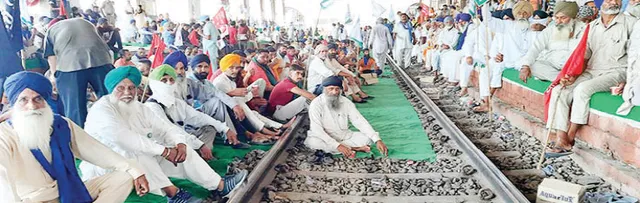 ଦୀର୍ଘ ଦିନ ପରେ ଟ୍ରେନ୍‌ ଚଳାଚଳ ପାଇଁ ଅନୁମତି ଦେଲେ ପଂଜାବ କୃଷକ